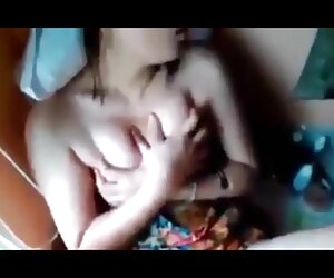 Tóc vàng, người đàn ông da sex moi ra đen tham lam