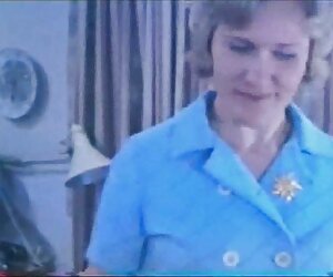 Nó có vẻ nhẹ nhàng vuốt ve đôi môi của cô, phim moi khong che đồ chơi tình dục