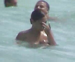 Cô gái xvideo phim moi châu Á, một số nhỏ