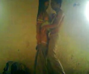 Trong bồn tắm bạn bè để làm phim sex hàn quốc gái mới lớn cho một nụ hôn say đắm