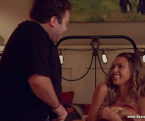 Một nữ đồng ý sex moi lon dep để lan truyền chân của mình và sau đó rời khỏi Nhật của L.