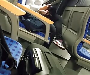 Ông kéo các chàng trai phim sec moi trên chiếc giường