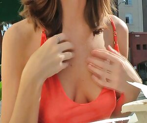 Điện thoại di động Trakhodrome bánh xe trong sex tre em moi tiếng Latin